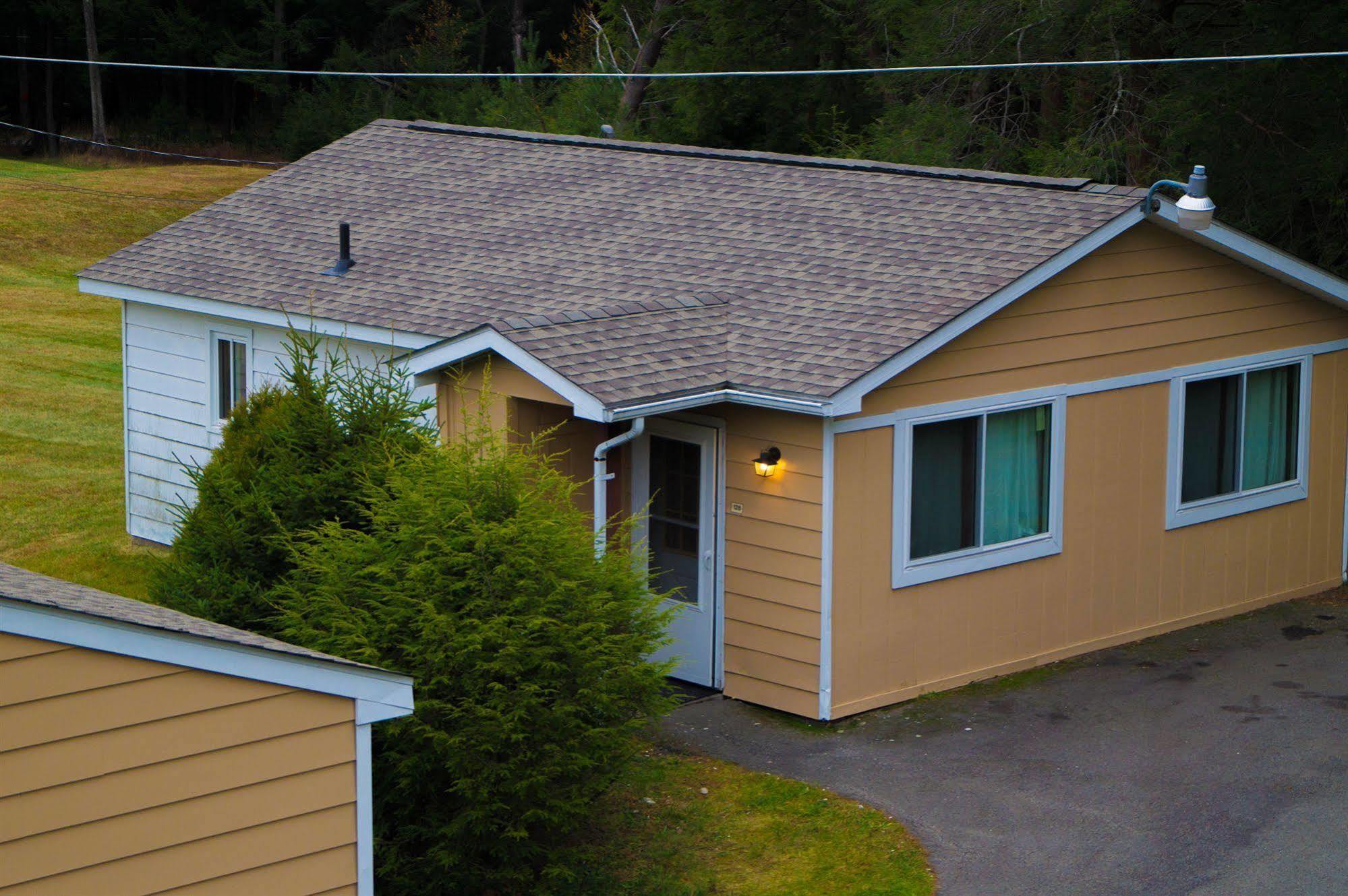 Sullivan Trail Inn & Suites Pocono Lake Exterior foto